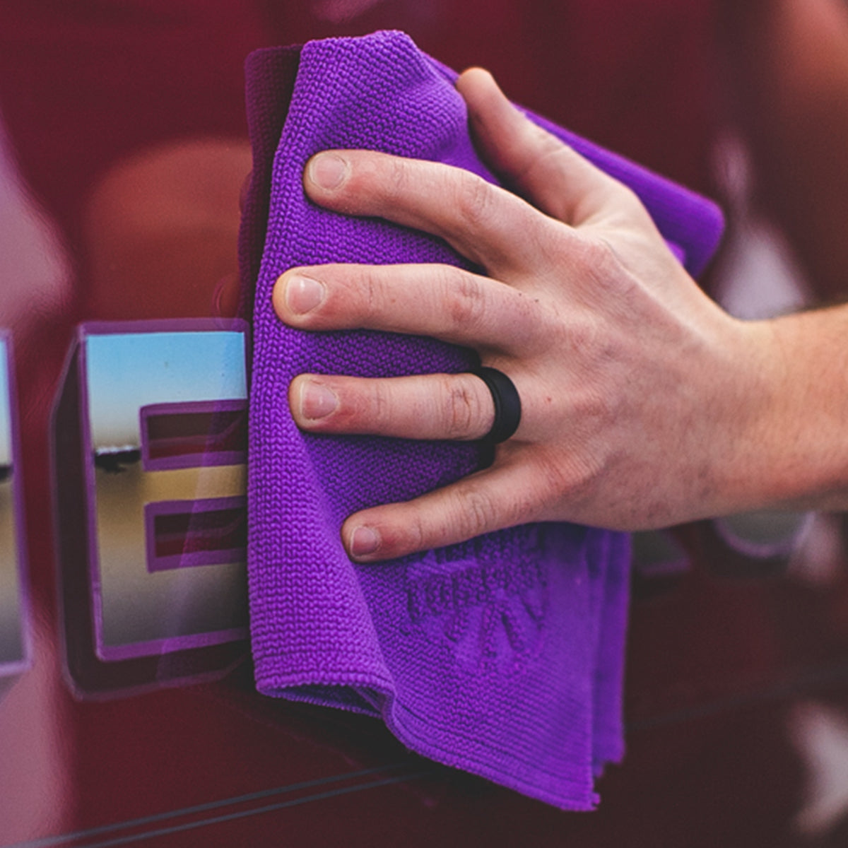 The Rag Company The Premium Edgeless Pearl 16" x 16" Coatings Removal Towel