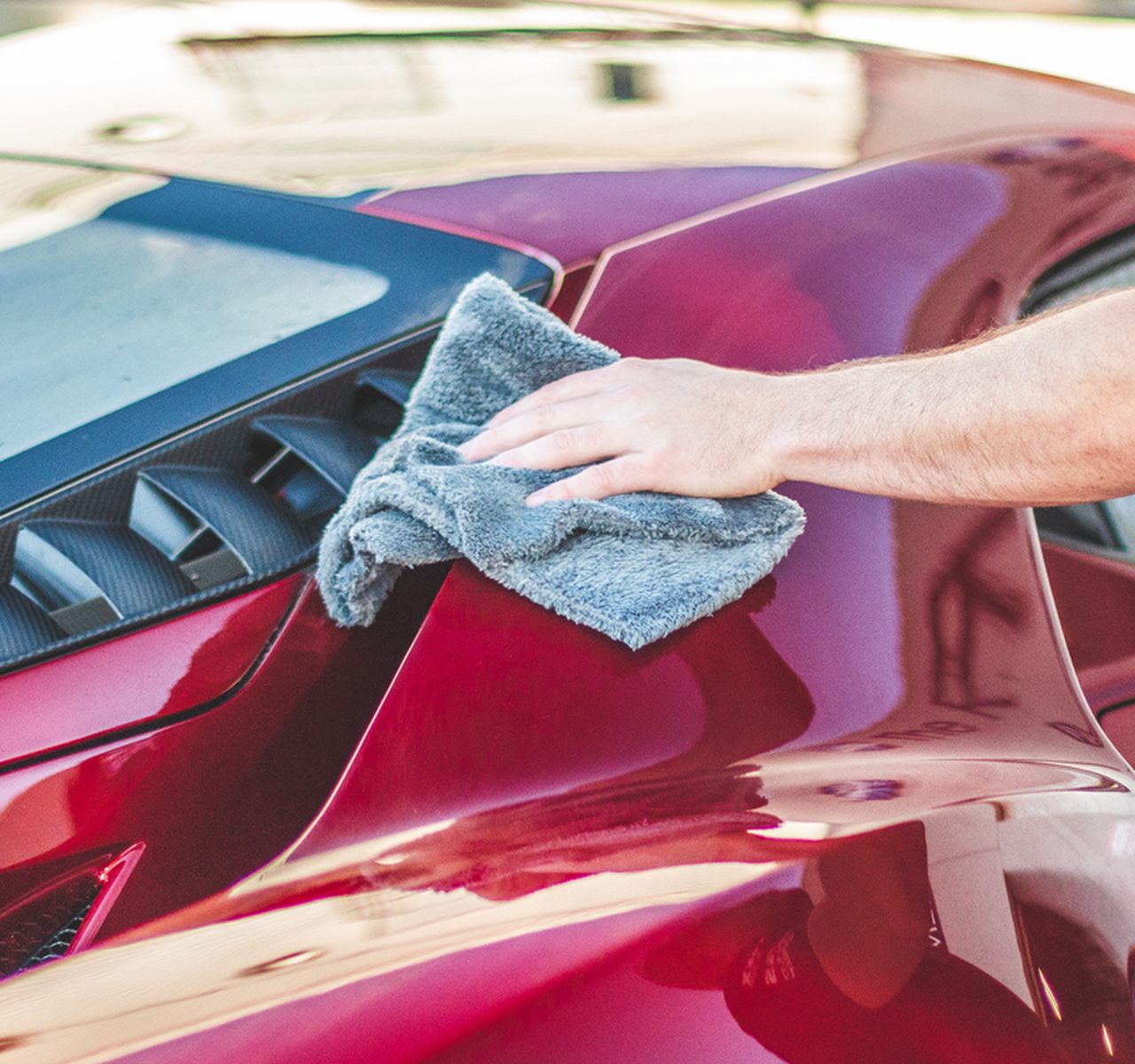 The Rag Company Eagle Edgeless 600 16" x 16" Buffing Towel