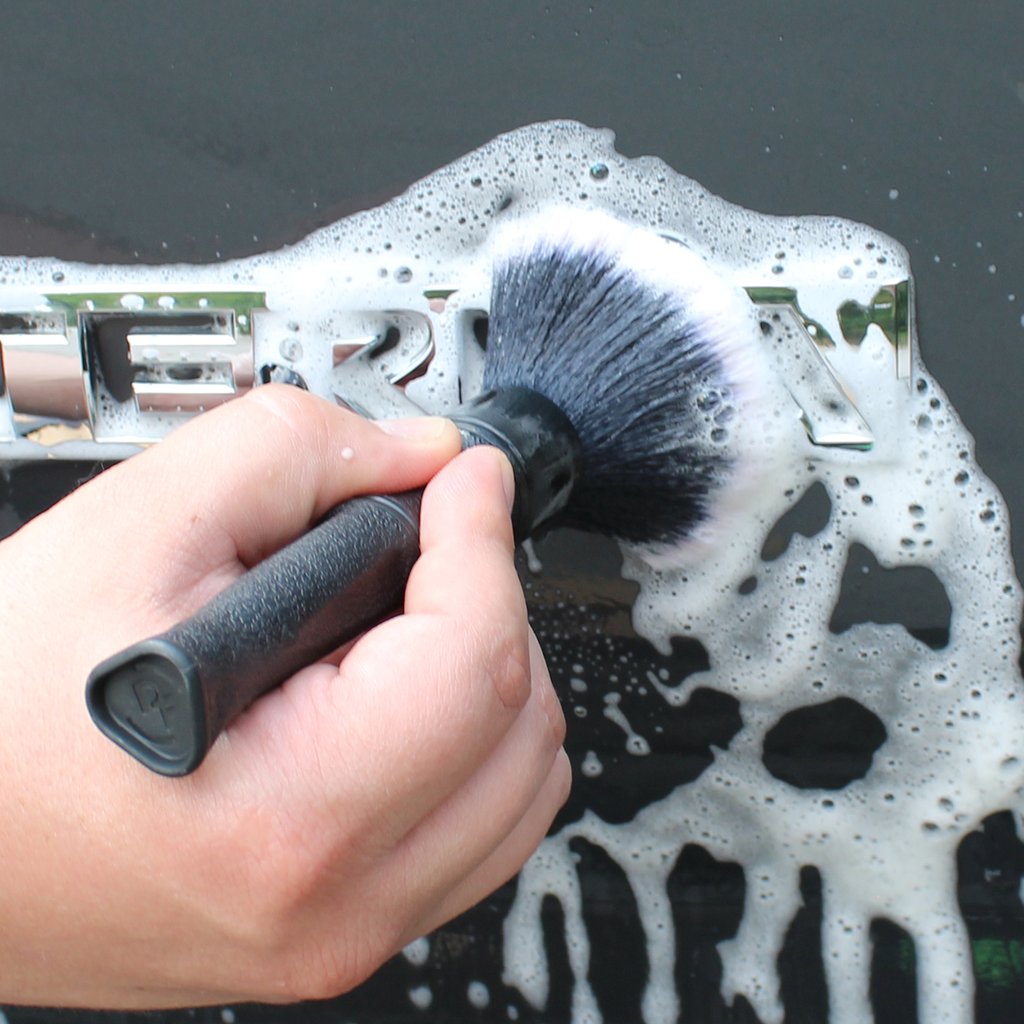 Detail Factory Black Ultra-Soft TriGrip Brush