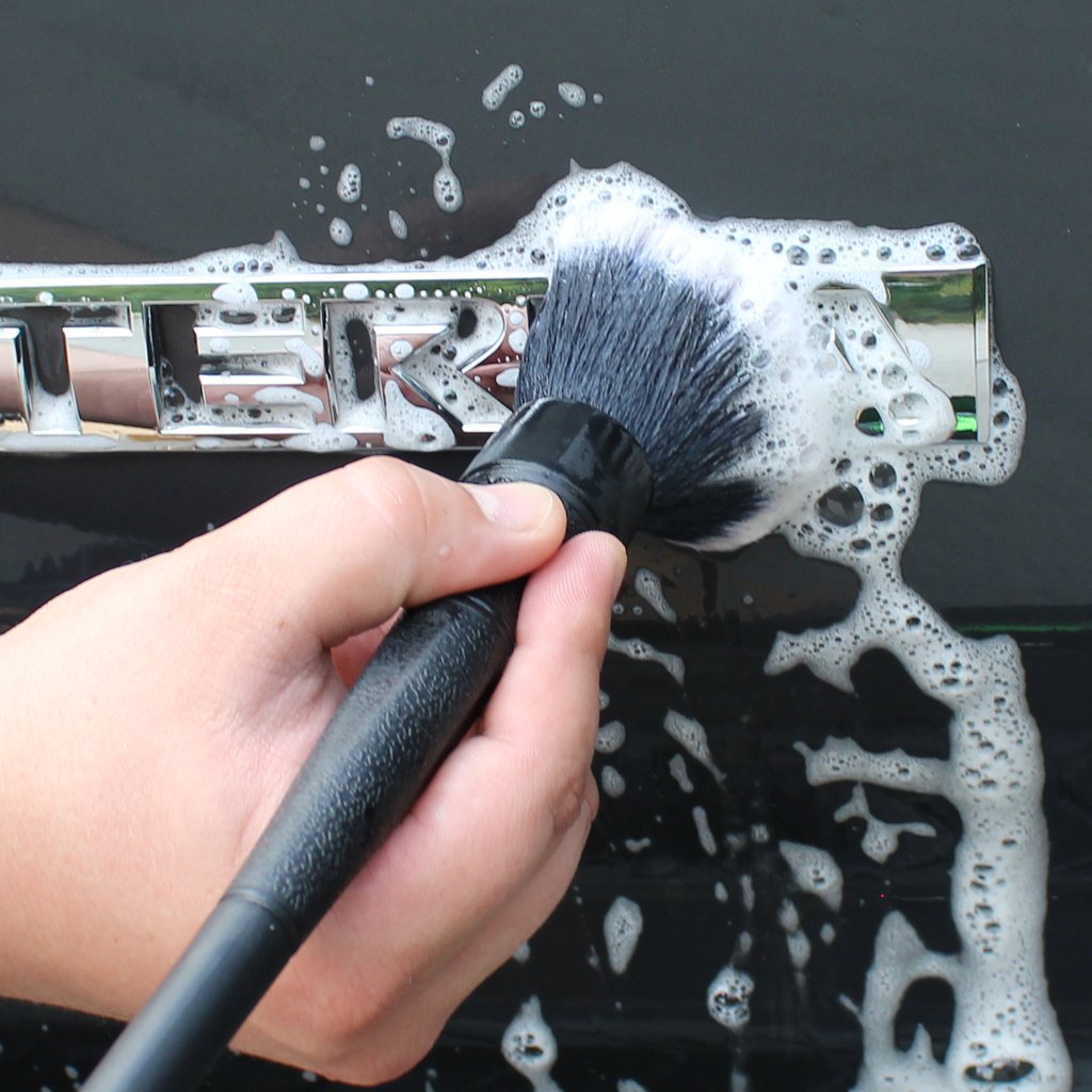 Detail Factory Black Ultra-Soft TriGrip Brush