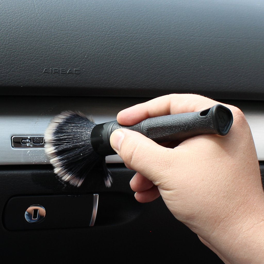 Detail Factory Black Ultra-Soft TriGrip Brush