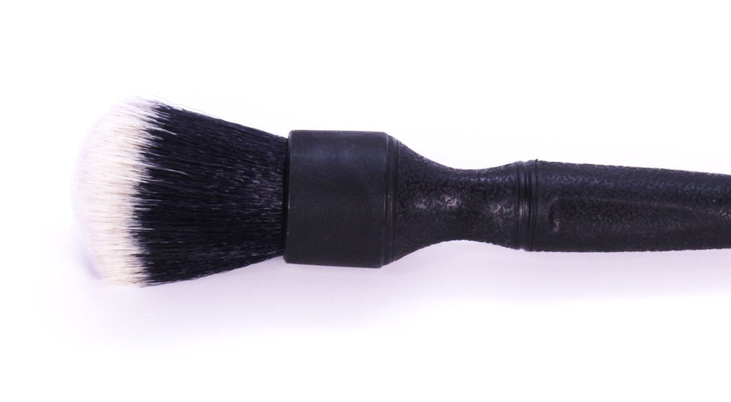 Detail Factory Black Ultra-Soft TriGrip Brush